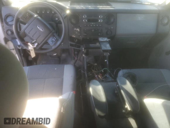 2016 Ford Super Duty F-250 SRW XLT with VIN 1FT7X2B65GEA40420, listed as a Copart auction lot 44855975 with 376,473 mi miles and Clean Title. Bid and sale history available at carsss.com. Image 8.
