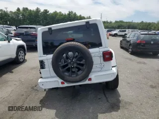 2021 Jeep Wrangler Unlimited Sahara Altitude with VIN 1C4HJXEG1MW586273, listed as a Copart auction lot 61723485 with 76,236 mi miles and Salvage title. Bid and sale history available at DreamBid. Image 6.