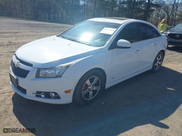 2012 Chevrolet Cruze LT w/1LT with VIN 1G1PF5SC5C7288264, listed as a IAAI auction lot 42045567 with 186,642 mi miles. Bid and sale history available at carsss.com. Image 2.