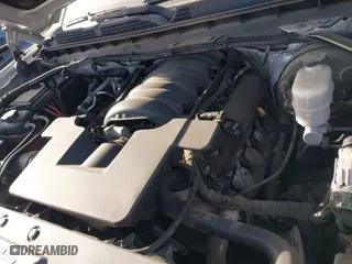 2017 Chevrolet Silverado 1500 LT with VIN 3GCUKREC2HG392487, listed as a IAAI auction lot 41807394 with 113,041 mi miles. Bid and sale history available at carsss.com. Image 10.