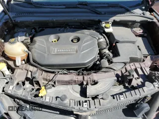 2017 Lincoln MKC Select with VIN 5LMTJ2DH0HUL13018, listed as a Copart auction lot 48191725 with 100,520 mi miles and Salvage title. Bid and sale history available at DreamBid. Image 12.