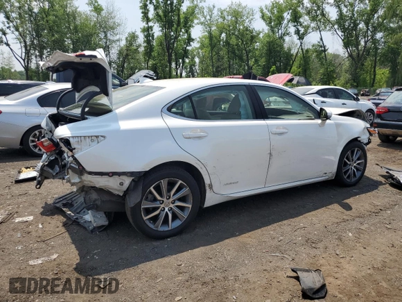 2018 Lexus ES 300h with VIN JTHBW1GG4J2192821, listed as a Copart auction lot 60351495 with 95,460 mi miles and Salvage title. Bid and sale history available at DreamBid. Image 3.