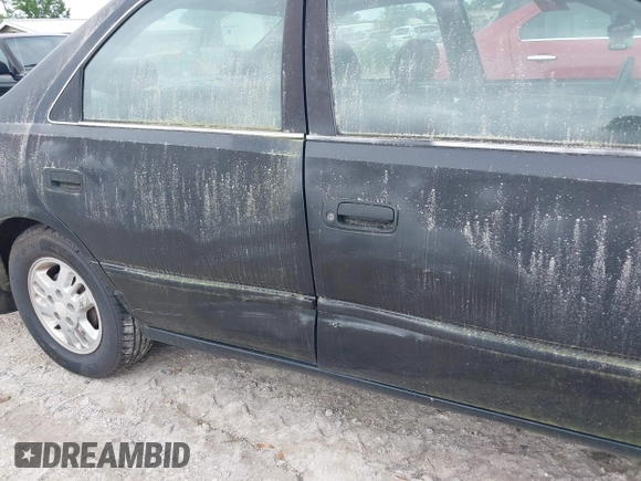 1997 Toyota Camry LE с VIN 4T1BG22K8VU004288, выставлен на аукционе IAAI как лот 42358520 с пробегом 273 047 миль миль и . История ставок и продаж доступна на DreamBid. Изображение 6.
