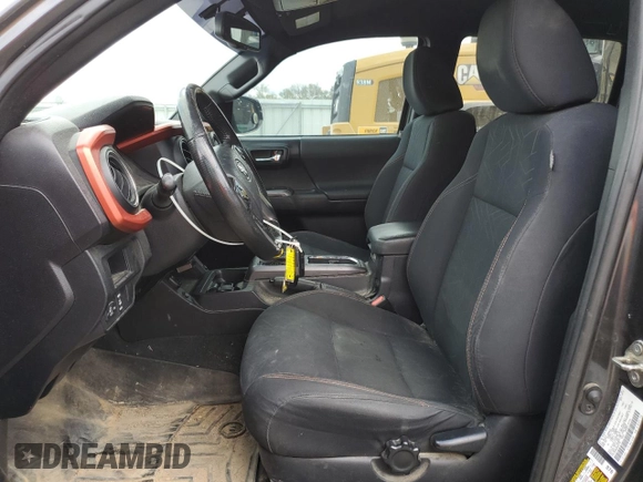 2016 Toyota Tacoma SR with VIN 3TMCZ5AN0GM032190, listed as a Copart auction lot 55405335 with 158,645 mi miles and Clean Title. Bid and sale history available at DreamBid. Image 7.