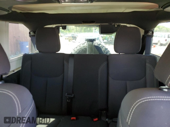 2017 Jeep Wrangler Unlimited Sahara with VIN 1C4BJWEG1HL541650, listed as a Copart auction lot 54393255 with 184,323 mi miles and Clean title. Bid and sale history available at DreamBid. Image 10.