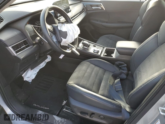 2023 Mitsubishi Outlander SE с VIN JA4J3UA80PZ008865, выставлен на аукционе Copart как лот 59858435 с пробегом 42 154 миль миль и Списание • Salvage title. История ставок и продаж доступна на DreamBid. Изображение 7.