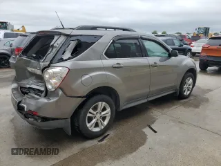 2012 Chevrolet Equinox 1LT z VIN 2GNALDEK0C6241833, wystawiony jako Copart lot #53895905 z przebiegiem 171 667 mil mil oraz Szkody całkowita. Historia ofert i sprzedaży dostępna na DreamBid. Obrazek 3.