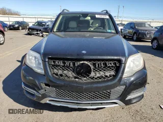 2013 Mercedes-Benz GLK 350 with VIN WDCGG8JB2DG103159, listed as a Copart auction lot 77387244 with 135,438 mi miles and Salvage Title. Bid and sale history available at DreamBid. Image 5.