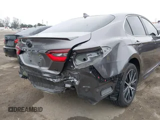 2022 Toyota Camry SE with VIN 4T1G11AK2NU674888, listed as a IAAI auction lot 41883188 with 41,566 mi miles and . Bid and sale history available at DreamBid. Image 6.