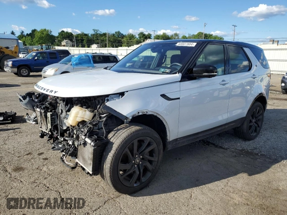 2022 Land Rover Discovery HSE R-Dynamic with VIN SALRM4EU4N2460992, listed as a Copart auction lot 60807804 with 42,244 mi miles and Salvage Title. Bid and sale history available at carsss.com. Image 1.