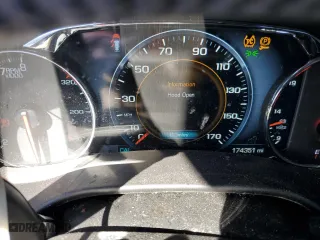 2017 GMC Acadia Denali with VIN 1GKKNXLS9HZ272624, listed as a Copart auction lot 45777535 with 174,351 mi miles and Salvage Title. Bid and sale history available at carsss.com. Image 9.