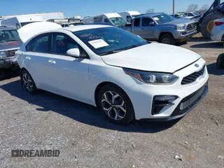 2021 Kia Forte LXS with VIN 3KPF24AD5ME410013, listed as a IAAI auction lot 41855131 with 60,960 mi miles. Bid and sale history available at carsss.com. Image 1.