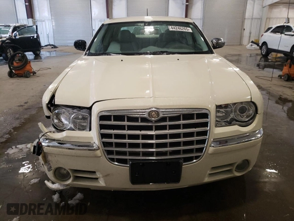 2008 Chrysler 300 C with VIN 2C3LK63H78H120899, listed as a Copart auction lot 44246265 with 147,844 mi miles and Salvage Title. Bid and sale history available at carsss.com. Image 5.