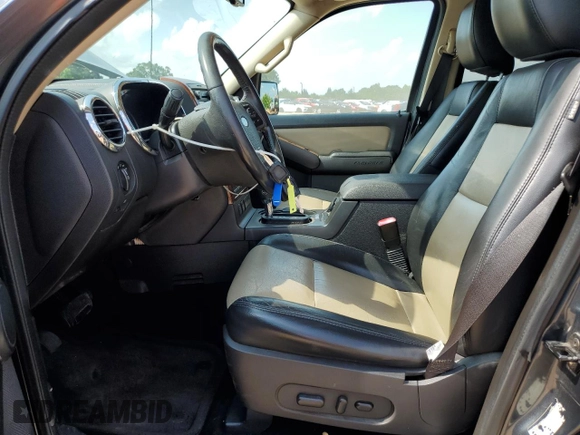 2010 Ford Explorer Eddie Bauer z VIN 1FMEU6EE1AUA85678, wystawiony jako Copart lot #60000995 z przebiegiem 272 339 mil mil oraz Szkoda całkowita • Salvage title. Historia ofert i sprzedaży dostępna na DreamBid. Obrazek 7.