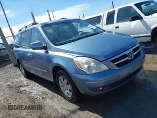 2007 Hyundai Entourage GLS z VIN KNDMC233176034921, wystawiony jako IAAI lot #41815006 z przebiegiem 239 283 mil mil oraz . Historia ofert i sprzedaży dostępna na DreamBid. Obrazek 1.