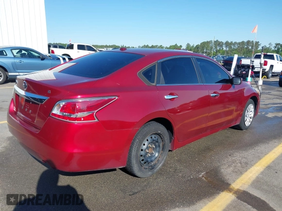 2015 Nissan Altima 2.5 S with VIN 1N4AL3AP9FN888824, listed as a IAAI auction lot 42037037 with 192,509 mi miles. Bid and sale history available at carsss.com. Image 4.