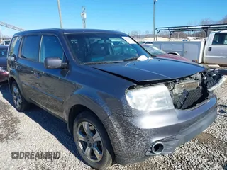 2015 Honda Pilot EX-L with VIN 5FNYF4H52FB070456, listed as a IAAI auction lot 41247639 with 182,998 mi miles and . Bid and sale history available at carsss.com. Image 1.