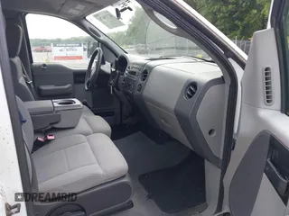 2006 Ford F-150 XL with VIN 1FTRF12256NB00746, listed as a IAAI auction lot 42708676 with 89,471 mi miles and . Bid and sale history available at DreamBid. Image 5.
