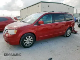 2008 Chrysler Town & Country Touring with VIN 2A8HR54P68R115953, listed as a Copart auction lot 55044125 with 184,457 mi miles and Salvage Title. Bid and sale history available at DreamBid. Image 1.