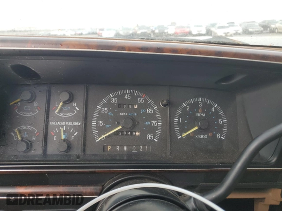 1991 Ford F-250 z VIN 1FTHX26G1MKB21130, wystawiony jako Copart lot #42222245 z przebiegiem 13 849 mil mil oraz Szkoda całkowita • Salvage title. Historia ofert i sprzedaży dostępna na DreamBid. Obrazek 9.