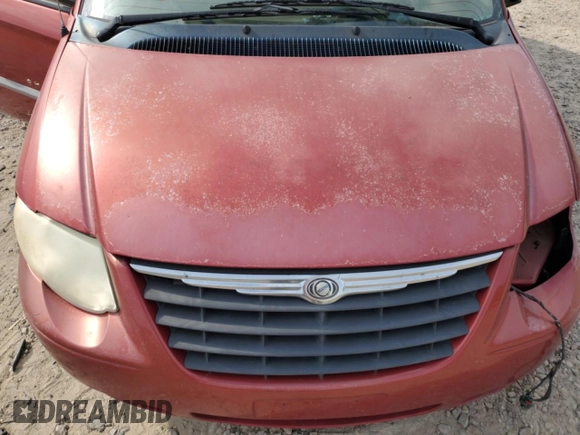 2001 Chrysler Voyager LX with VIN 1C4GJ45331B153080, listed as a Copart auction lot 53821365 with Not Provided miles and Clean Title. Bid and sale history available at DreamBid. Image 12.