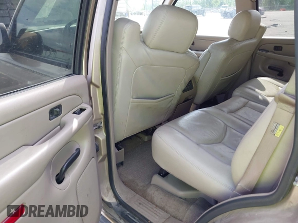 2005 Chevrolet Tahoe LT z VIN 1GNEC13T05J164155, wystawiony jako IAAI lot #42015852 z przebiegiem 216 683 mil mil oraz . Historia ofert i sprzedaży dostępna na DreamBid. Obrazek 8.
