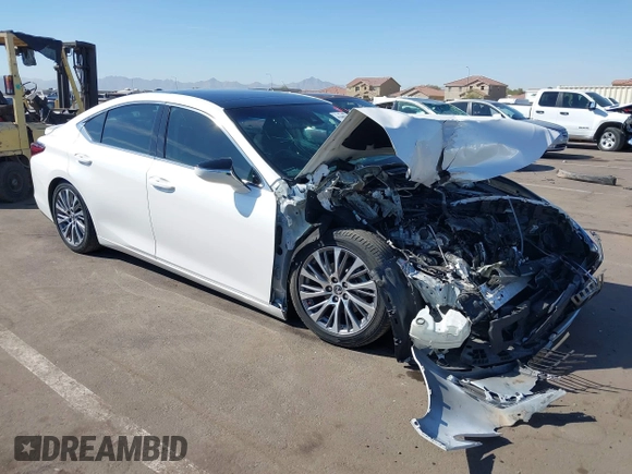2021 Lexus ES with VIN 58ADZ1B19MU087967, listed as a IAAI auction lot 41680370 with 48,077 mi miles. Bid and sale history available at carsss.com. Image 1.