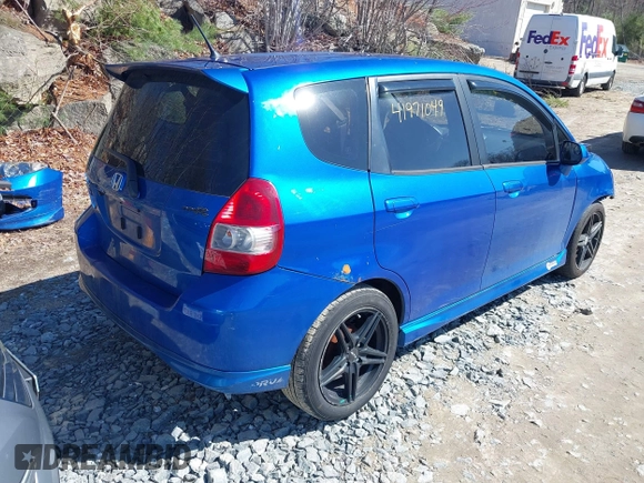 2007 Honda Fit Sport z VIN JHMGD38647S049292, wystawiony jako IAAI lot #41971049 z przebiegiem 206 846 mil mil oraz . Historia ofert i sprzedaży dostępna na DreamBid. Obrazek 4.