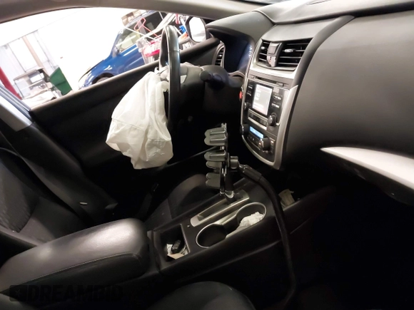 2016 Nissan Altima S with VIN 1N4AL3AP3GC120284, listed as a IAAI auction lot 41838142 with 97,636 mi miles and . Bid and sale history available at DreamBid. Image 5.