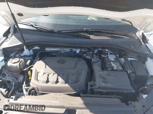 2024 Volkswagen Tiguan SE with VIN 3VV2B7AX7RM048615, listed as a IAAI auction lot 41434013 with 21,041 mi miles and . Bid and sale history available at DreamBid. Image 10.