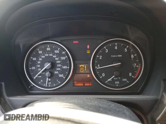 2011 BMW 3 Series 328i with VIN WBAKE3C56BE444442, listed as a Copart auction lot 63786095 with 156,686 mi miles and Clean title. Bid and sale history available at DreamBid. Image 9.