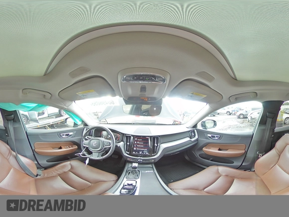 2018 Volvo XC60 Momentum with VIN LYV102RK6JB105943, listed as a Copart auction lot 60496055 with 72,706 mi miles and Salvage title. Bid and sale history available at DreamBid. Image 15.