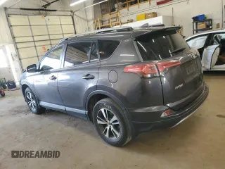2018 Toyota RAV4 XLE with VIN JTMRFREV1JJ736777, listed as a Copart auction lot 52329605 with 60,069 mi miles and Salvage Title. Bid and sale history available at carsss.com. Image 2.