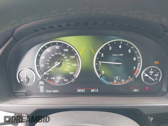 2018 BMW X5 xDrive35i with VIN 5UXKR0C51J0X91452, listed as a IAAI auction lot 41886539 with 39,521 mi miles. Bid and sale history available at carsss.com. Image 7.