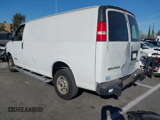 2005 GMC Savana Cargo Van with VIN 1GTGG25V951900357, listed as a IAAI auction lot 41316978 with 102,732 mi miles. Bid and sale history available at carsss.com. Image 3.