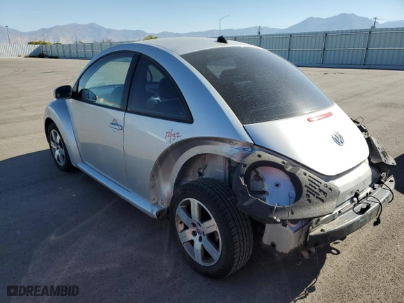2006 Volkswagen New Beetle Coupe S with VIN 3VWRW31C36M414506, listed as a Copart auction lot 74133564 with 168,708 mi miles and Salvage Title. Bid and sale history available at carsss.com. Image 2.