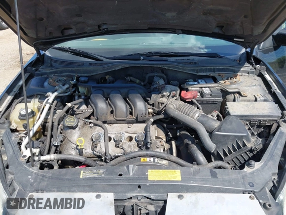 2009 Mercury Milan Premier with VIN 3MEHM02179R600636, listed as a IAAI auction lot 42638488 with 183,743 mi miles and . Bid and sale history available at DreamBid. Image 10.