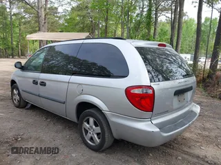 2007 Dodge Grand Caravan SE z VIN 1D4GP24R77B167228, wystawiony jako IAAI lot #42062853 z przebiegiem 133 659 mil mil oraz . Historia ofert i sprzedaży dostępna na DreamBid. Obrazek 3.