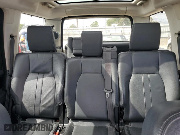 2016 Land Rover LR4 HSE with VIN SALAG2V63GA803553, listed as a Copart auction lot 54625365 with 137,736 mi miles and Clean Title. Bid and sale history available at DreamBid. Image 10.