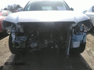 2024 Toyota Highlander XLE z VIN 5TDAAAA51RS004067, wystawiony jako IAAI lot #41421260 z przebiegiem 33 536 mil mil oraz . Historia ofert i sprzedaży dostępna na DreamBid. Obrazek 20.