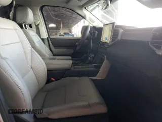 2024 Toyota Sequoia SR5 with VIN 7SVAAABA8RX037059, listed as a Copart auction lot 45525595 with 17,069 mi miles and Salvage Title. Bid and sale history available at carsss.com. Image 5.
