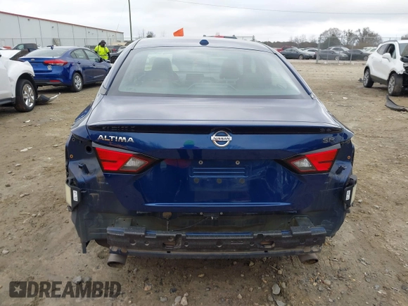 2019 Nissan Altima SR with VIN 1N4BL4CV4KC129249, listed as a IAAI auction lot 41392193 with 133,197 mi miles and . Bid and sale history available at carsss.com. Image 17.