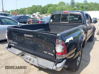 2013 Toyota Tacoma with VIN 3TMMU4FNXDM057020, listed as a IAAI auction lot 42560987 with 177,333 mi miles and . Bid and sale history available at DreamBid. Image 4.