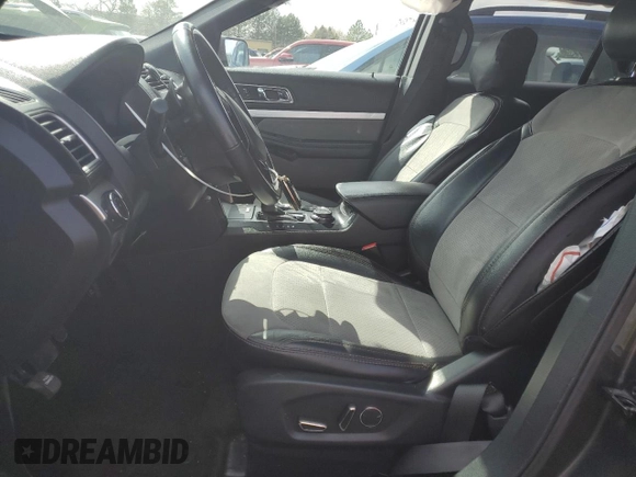 2017 Ford Explorer XLT with VIN 1FM5K8D87HGE41797, listed as a Copart auction lot 51241055 with 102,639 mi miles and Salvage Title. Bid and sale history available at DreamBid. Image 7.