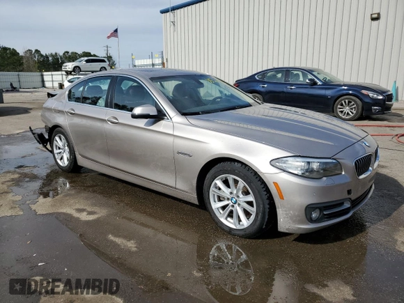 2015 BMW 5 Series 528i z VIN WBA5A5C52FD520349, wystawiony jako Copart lot #45208355 z przebiegiem 99 199 mil mil oraz Szkoda całkowita • Salvage title. Historia ofert i sprzedaży dostępna na DreamBid. Obrazek 4.
