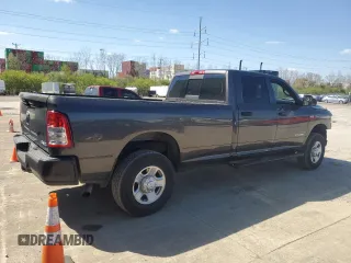 2022 Ram 2500 Tradesman with VIN 3C6UR5HJXNG157305, listed as a Copart auction lot 52484455 with 35,973 mi miles and Salvage title. Bid and sale history available at DreamBid. Image 3.
