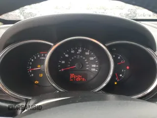2013 Kia Sorento EX with VIN 5XYKU4A62DG390929, listed as a Copart auction lot 50925105 with 110,973 mi miles and Salvage Title. Bid and sale history available at carsss.com. Image 9.