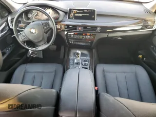 2014 BMW X5 xDrive35d z VIN 5UXKS4C53E0C07301, wystawiony jako Copart lot #54429095 z przebiegiem 106 050 mil mil oraz Szkoda całkowita • Salvage title. Historia ofert i sprzedaży dostępna na DreamBid. Obrazek 8.