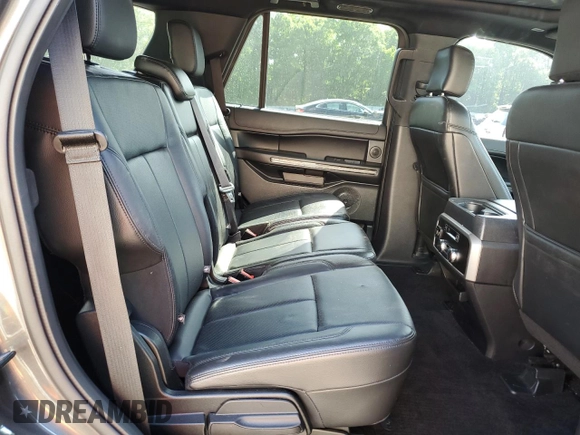 2018 Ford Expedition XLT with VIN 1FMJU1HT1JEA26958, listed as a Copart auction lot 52913995 with 77,790 mi miles and Salvage title. Bid and sale history available at DreamBid. Image 11.