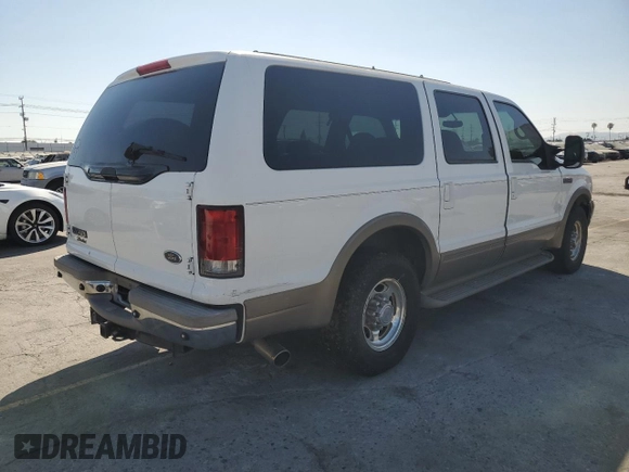 2001 Ford Excursion Limited с VIN 1FMNU42S81EC98586, выставлен на аукционе Copart как лот 63701165 с пробегом 302 278 миль миль и Чистый • Clean title. История ставок и продаж доступна на DreamBid. Изображение 3.